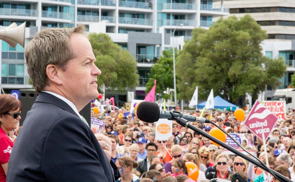 Bill Shorten addresses the crowd  at the Putting Our Kids First Community Day of Action 1 April 2014. IMAGE: CPSU/CSA, Flickr.