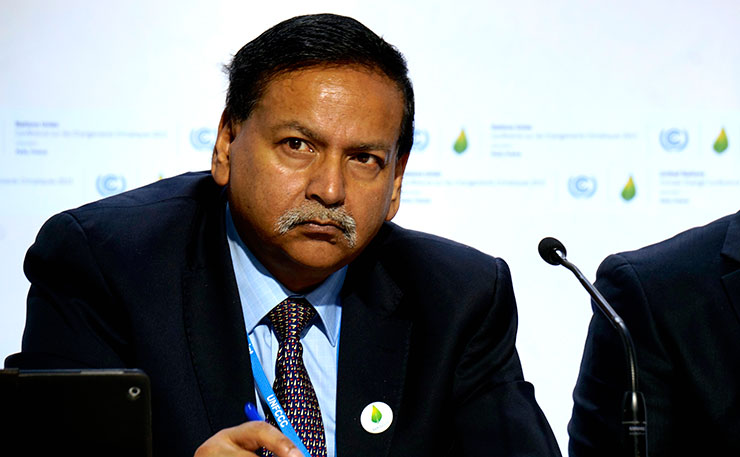Dr Saleemul Huq, pictured at the COP21 talks in Paris leading the Climate Vulnerable Forum. (IMAGE: Thom Micthell, New Matilda)