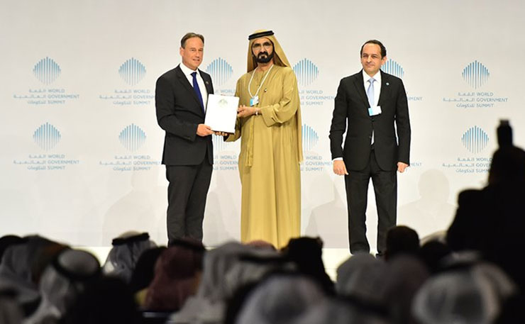Hunt receiving the award for 'Best Minister'. (IMAGE: World Government Summit).