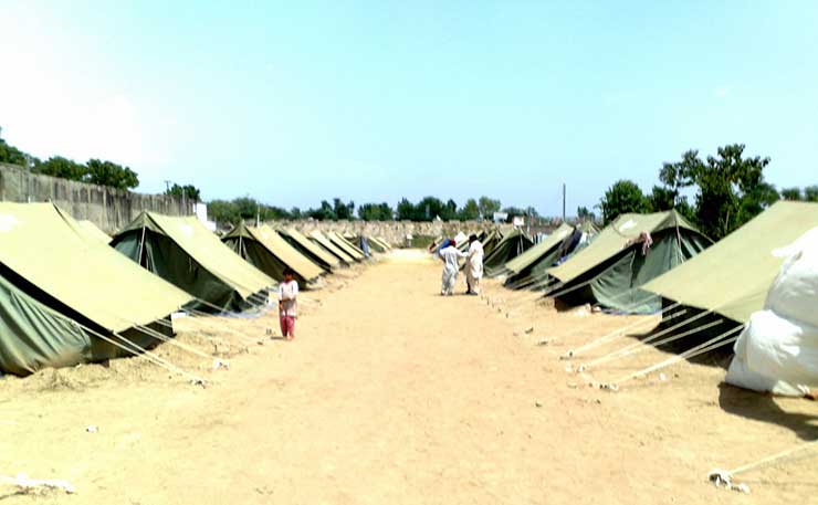 A camp for displaced people in Swabi, roughly 75km south of Swat Valley, Pakistan. (IMAGE: Al Jazeera English, Flickr)