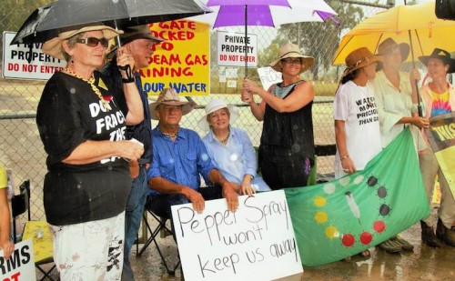 IMAGE: Protecting the Pilliga. Neil Kennedy, 73 year old farmer, 'locks on'.