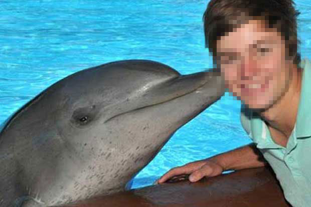 Bucky, whose been performing at Dolphin Marine Magic in Coffs Harbour for almost 50 years.